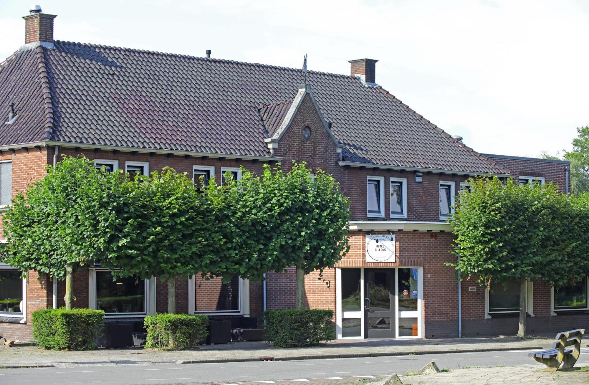 Hotel Bi-J Ons Lichtenvoorde Exteriör bild